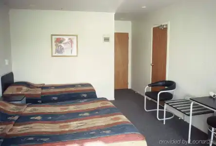 Auckland Airport Motel - 16