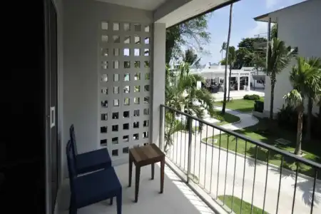 Escudo Beach Club - 5