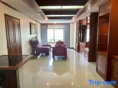 The Camelot Pattaya - 51