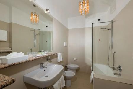 Continental Wellness & Spa - 137