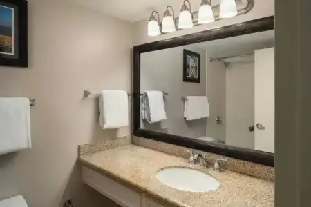 Courtyard by Marriott Key Largo - 37