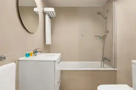 Resort Ramada & Suites by Wyndham Costa del Sol - 115