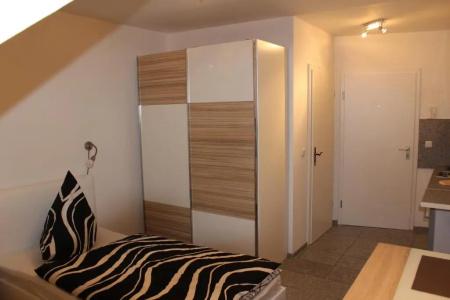 Lipp Apartments - 15