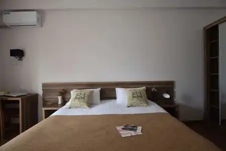 Hotel444 - 4