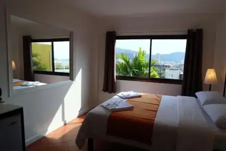 Swiss Villas Panoramic – Hillside Beach View - 54