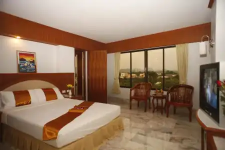 Boonsiam - 27