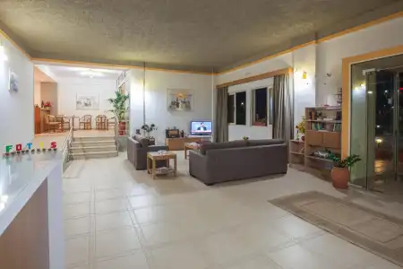 Fotis Studios Apartments - 1