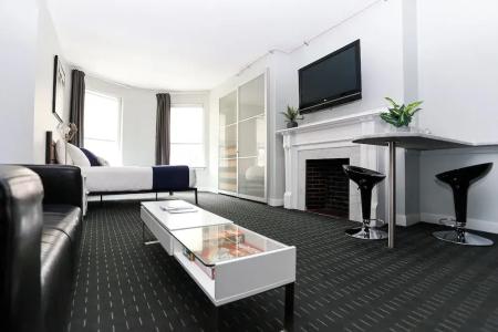 Newbury Guest House - 59