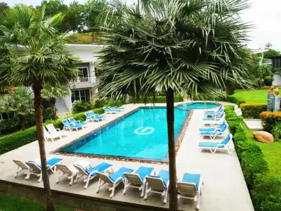 Gypsy Sea View Resort - 24