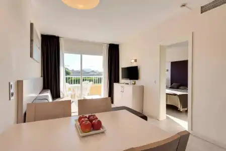 Palm Garden Apartments - 4