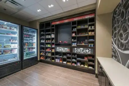 Baymont Inn & Suites by Wyndham Tempe University/Phoenix - 13