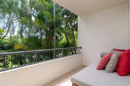 Mandalay Luxury Beachfront Apartments - 52