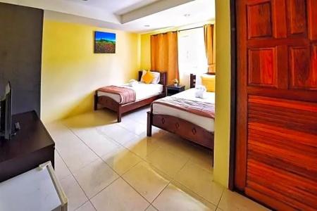 Square One Patong - 120