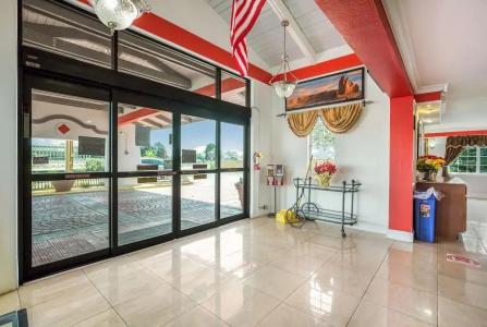 Americas Best Value Inn Denver - 2