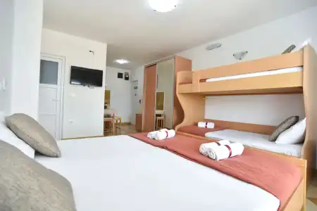 D&D Apartments - 277
