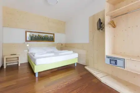 Komodo Short Stay Apartments - 23