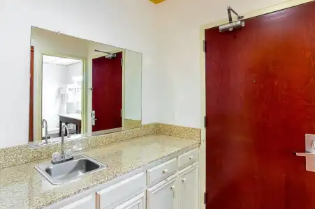 Quality Suites Lubbock Southwest - 20