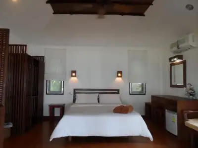 Sea Scene Resort - 15