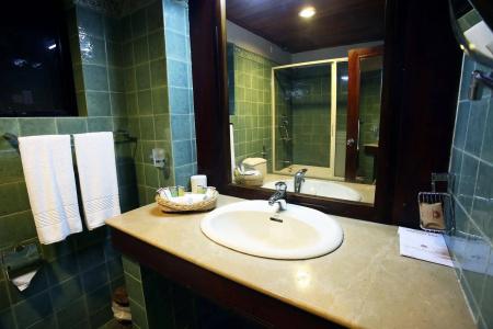 Randholee Resort & Spa - 8