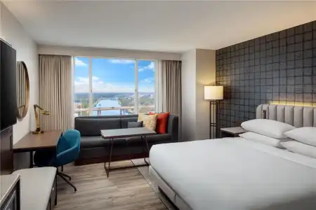 Hyatt Regency Wichita - 43