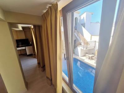 Sofia Boutique 9 - 92