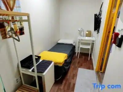 24 Guesthouse Sinchon Avenue - 20