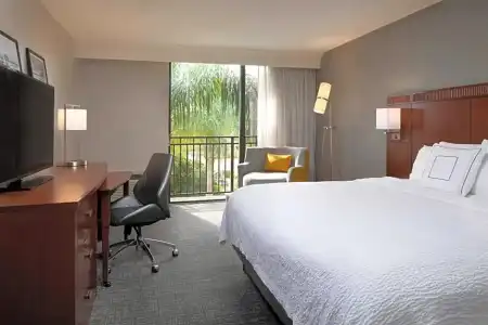 Courtyard by Marriott Bradenton Sarasota Riverfront - 34