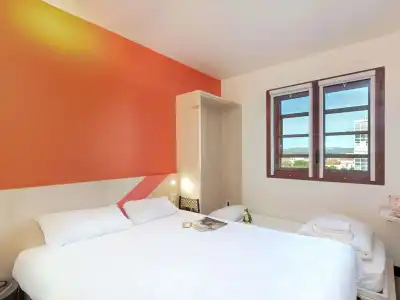 ibis budget Perpignan Centre Méditerranée - 3
