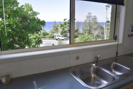 Beachside Holiday Apartments - 65