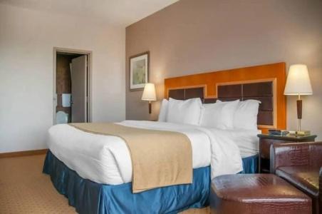 Empire Suites - 5