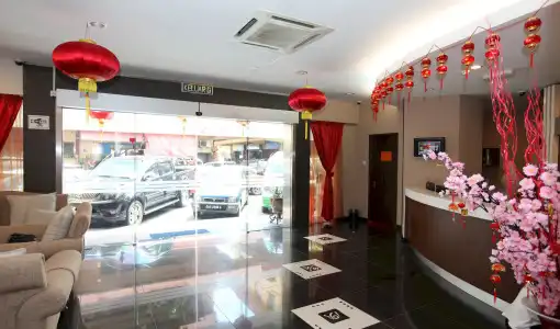 OYO 227 City Park - 1