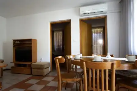 Apartments and Rooms Degra - 1