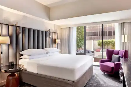 Sheraton Grand Los Angeles - 56