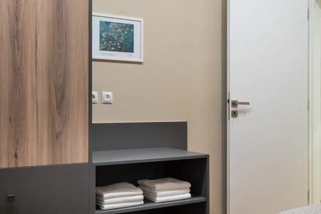 Absolute Athens II - 110