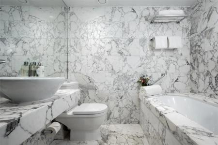 Le Belgrand Paris Champs Elysees, Tapestry by Hilton - 23