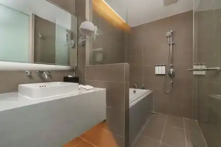 Hyatt Place Bangkok Sukhumvit 1 - 39