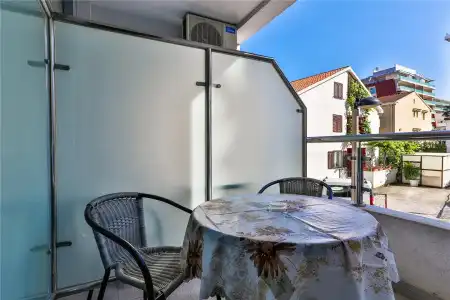 Villa Dvor Kornic - Budva - 10