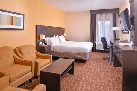 Holiday Inn Express & Suites Topeka West I-70 Wanamaker by IHG - 59