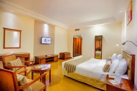 Hamdan Plaza - 45