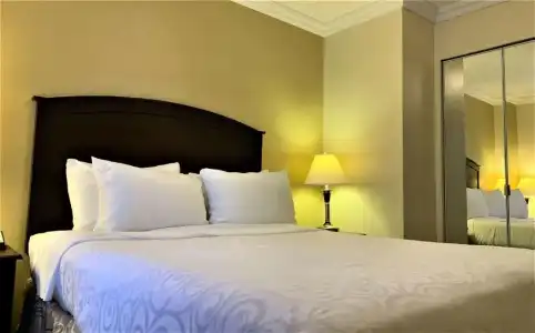 Best Western Plus Burnaby - 78