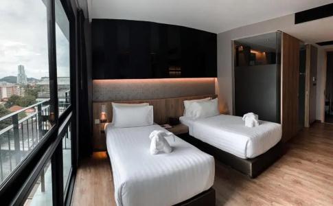 Rak Elegant Patong - 79