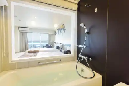 Courtyard by Marriott Okinawa Resort - 8