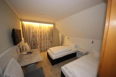 Waldblick BSR Restaurant - 135