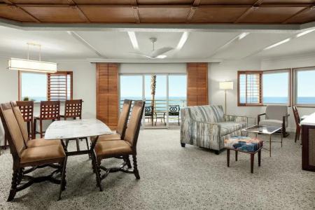 Pacific Terrace - 141