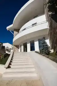 Chateau Linza Resort - 40