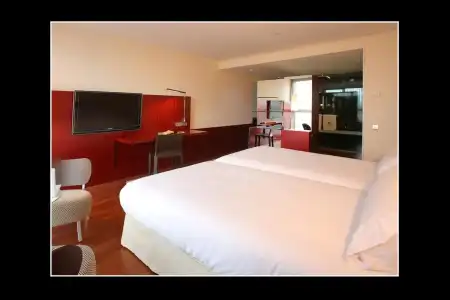 Reina Petronila - 31