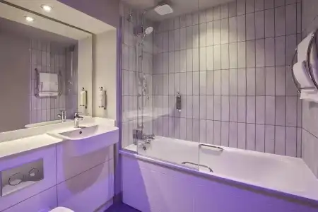 Premier Inn London Hanger Lane - 41