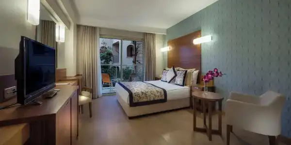 Trendy Side Beach - 58