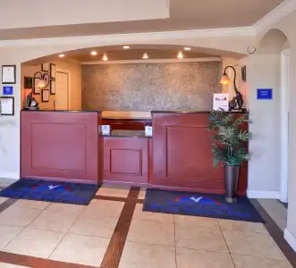 Americas Best Value Inn Lubbock E - 1