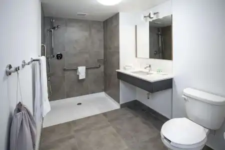 Quality Inn - 36